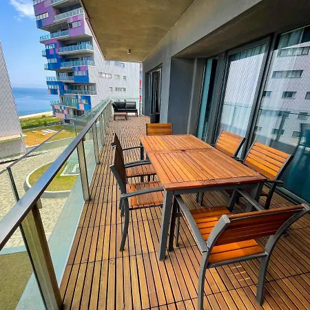 Apartment Beachfront Designer Apt, 100 Sqm, 2-bath, Huge Terrace On The Sea Shore *