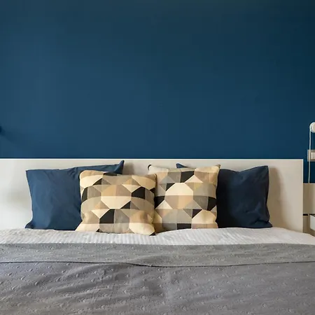 Beachfront Designer Apt, 100 Sqm, 2-bath, Huge Terrace On The Sea Shore * Constanţa