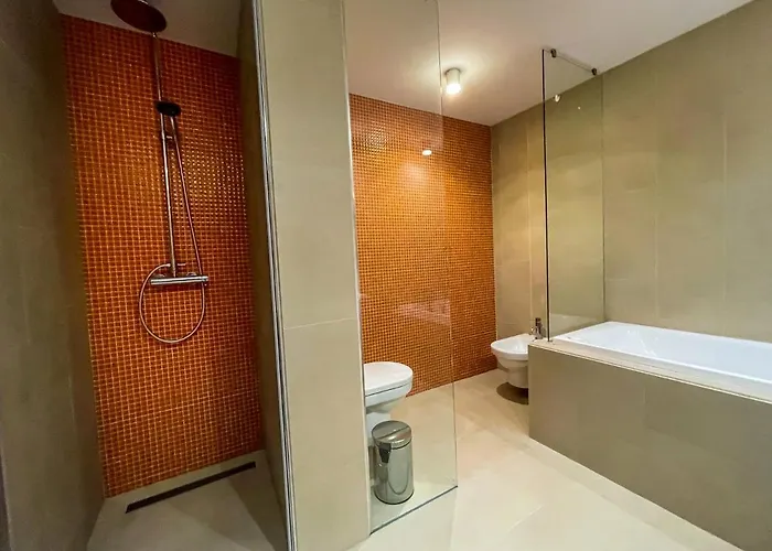 Beachfront Designer Apt, 100 Sqm, 2-bath, Huge Terrace On The Sea Shore * كونستانتا