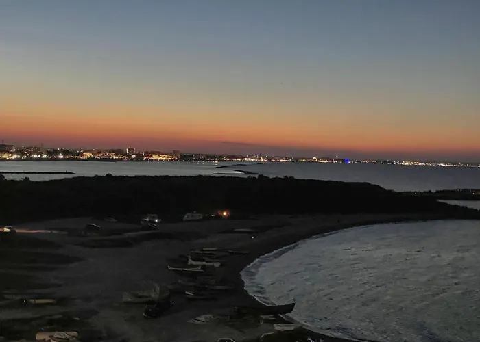 Beachfront Designer Apt, 100 Sqm, 2-bath, Huge Terrace On The Sea Shore شقة